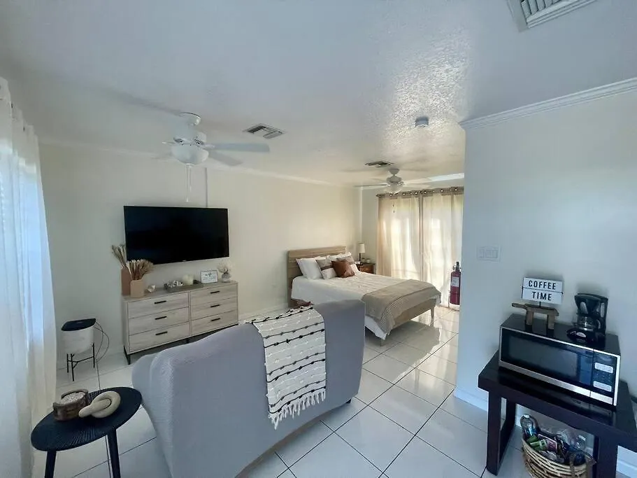 Airport View Apartments George Town Cayman Islands