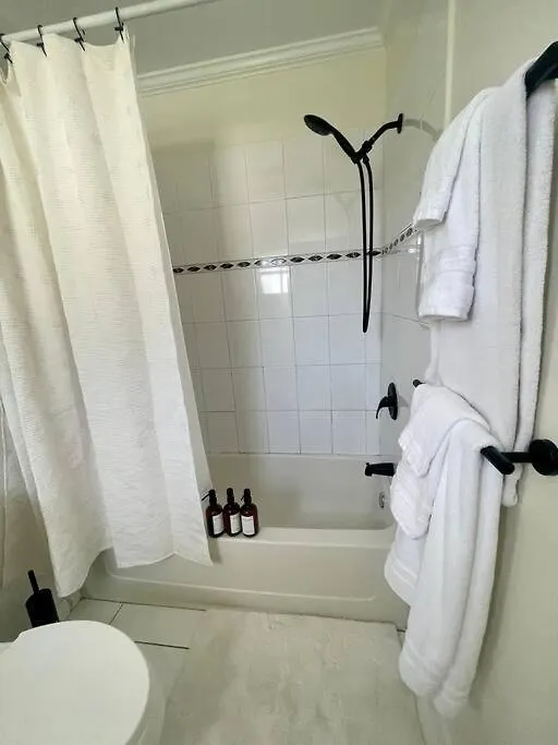 Airport View Apartments George Town 0*,